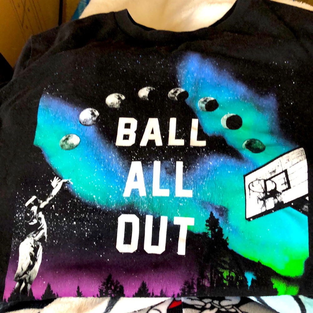 Old navy unisex 10/12 boy/girl black shirt